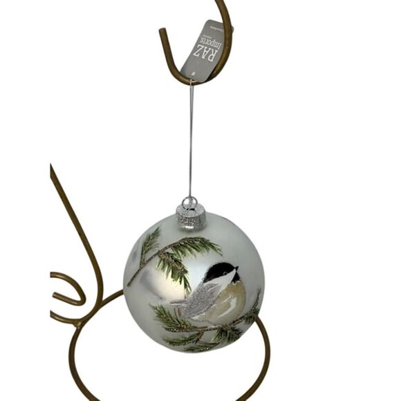 Raz Imports Winter Chickadee Glass Ball Ornament 5" Dee Beesley - Picture 2 of 7